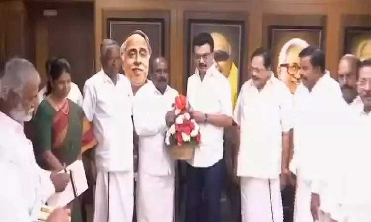 திமுகவில் இணைந்தார் மனோஜ் பாண்டியன்...!
