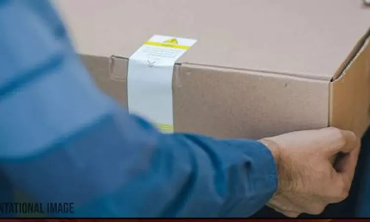 டெலிவரியை வாங்கிய பெண்ணுக்கு காத்திருந்த அதிர்ச்சி டெலிவரியை வாங்கிய பெண்ணுக்கு காத்திருந்த அதிர்ச்சி