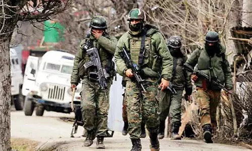 மணிப்பூரில் 4 குகி பயங்கரவாதிகள் அடாவடி; சுட்டு கொன்ற ராணுவம்