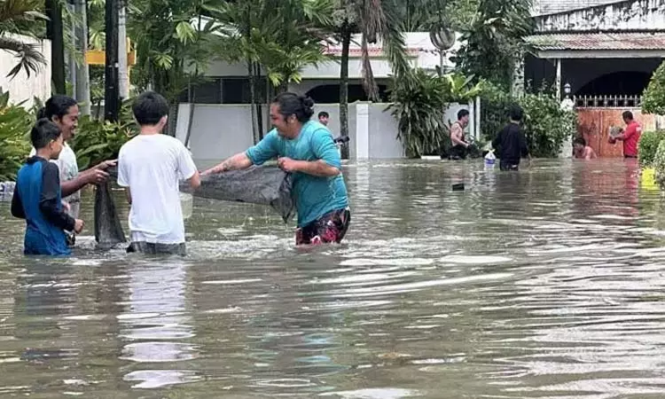 பிலிப்பைன்சை தாக்கிய சூறாவளி; 46 பேர் பலிஆசியாவில்... ... இன்றைய முக்கிய செய்திகள்.. சில வரிகளில்.. 05-11-2025 பிலிப்பைன்சை தாக்கிய சூறாவளி; 46 பேர் பலிஆசியாவில்... ... இன்றைய முக்கிய செய்திகள்.. சில வரிகளில்.. 05-11-2025