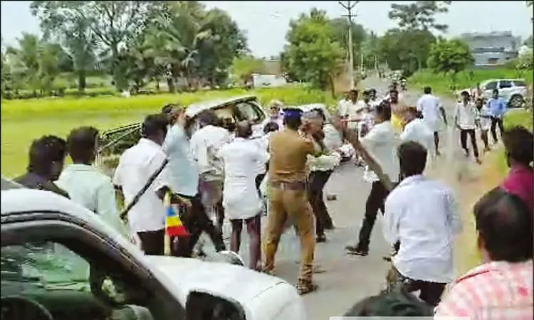 பாமக எம்எல்ஏ அருள் கார் மீது தாக்குதல் - 7 பேர்... ... இன்றைய முக்கிய செய்திகள்.. சில வரிகளில்.. 05-11-2025 பாமக எம்எல்ஏ அருள் கார் மீது தாக்குதல் - 7 பேர்... ... இன்றைய முக்கிய செய்திகள்.. சில வரிகளில்.. 05-11-2025