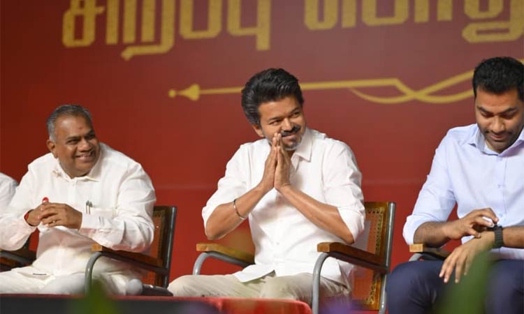 “முதல்-அமைச்சர் வேட்பாளர் விஜய்” - த.வெ.க. சிறப்பு பொதுக்குழுவில் தீர்மானம்