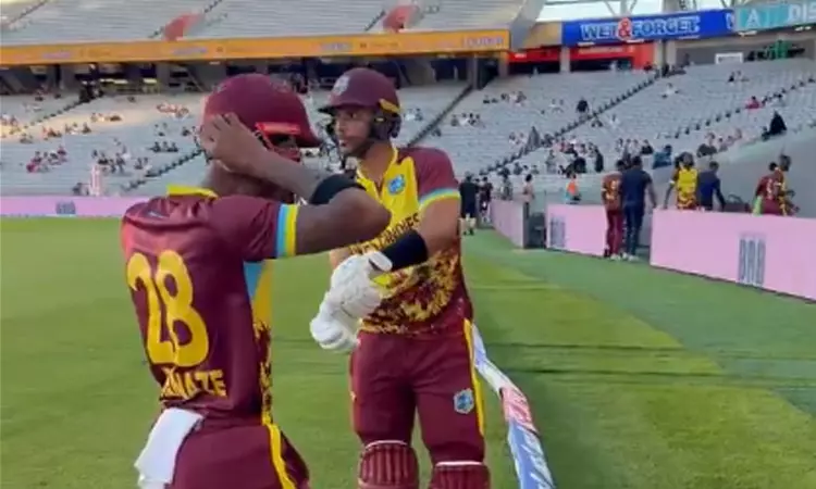 டி20 கிரிக்கெட்: நியூசிலாந்துக்கு 165 ரன்கள் இலக்கு நிர்ணயித்த வெஸ்ட் இண்டீஸ் டி20 கிரிக்கெட்: நியூசிலாந்துக்கு 165 ரன்கள் இலக்கு நிர்ணயித்த வெஸ்ட் இண்டீஸ்