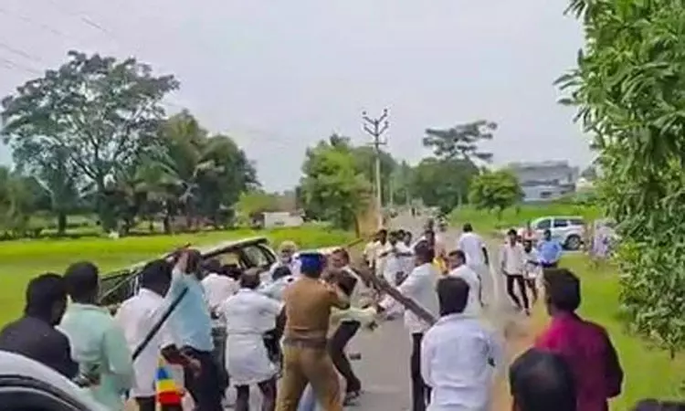 எம்.எல்.ஏ அருள் மீது தாக்குதல் - அன்புமணி தரப்பில் 7 பேர் கைது எம்.எல்.ஏ அருள் மீது தாக்குதல் - அன்புமணி தரப்பில் 7 பேர் கைது