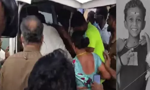 ஈரோட்டில் மாயமான 6 வயது சிறுவன் ஓடையில் சடலமாக மீட்பு ஈரோட்டில் மாயமான 6 வயது சிறுவன் ஓடையில் சடலமாக மீட்பு