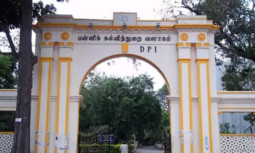 மாநில கல்விக்கொள்கையை பின்பற்றி புதிய பாடத்திட்டங்களை உருவாக்க உயர்மட்டக்குழு