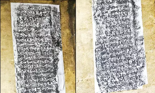 தேவகோட்டை அருகே 13-ம் நூற்றாண்டை சேர்ந்த கல்வெட்டுகள் கண்டெடுப்பு