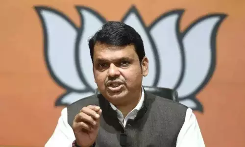 ‘ராகுல் காந்தியின் குற்றச்சாட்டு ஹைட்ரஜன் குண்டு அல்ல, சிறிய பட்டாசு’ - தேவேந்திர பட்னாவிஸ் விமர்சனம்