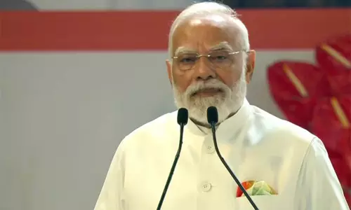 ‘வந்தே மாதரம்’ பாடலின் சில முக்கியமான வரிகள் 1937-ல் நீக்கப்பட்டன - பிரதமர் மோடி ‘வந்தே மாதரம்’ பாடலின் சில முக்கியமான வரிகள் 1937-ல் நீக்கப்பட்டன - பிரதமர் மோடி