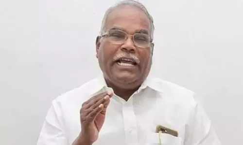 வாக்காளர் பட்டியல் திருத்தப் பணி: பாஜகவுடன் கூட்டணியில் இருப்பதால் அதிமுக எதிர்க்கவில்லை: கே.பாலகிருஷ்ணன்