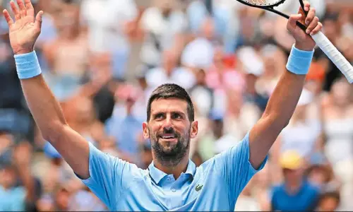 ஹெலனிக் சாம்பியன்ஷிப்: ஜோகோவிச் இறுதிப்போட்டிக்கு முன்னேற்றம் ஹெலனிக் சாம்பியன்ஷிப்: ஜோகோவிச் இறுதிப்போட்டிக்கு முன்னேற்றம்