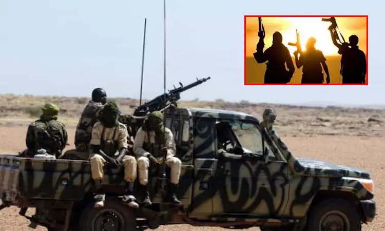 மாலி: இந்திய தொழிலாளர்கள் 5 பேரை கடத்திய ஆயுதக்குழு மாலி: இந்திய தொழிலாளர்கள் 5 பேரை கடத்திய ஆயுதக்குழு