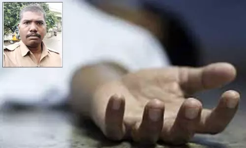 பிறந்தநாள் அன்று சோகம்: சுடுகாட்டில் போலீஸ் ஏட்டு தீக்குளித்து தற்கொலை