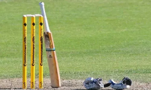 ஹாங்காங் சிக்ஸ் கிரிக்கெட்: காலிறுதி வாய்ப்பை இழந்த இந்தியா ஹாங்காங் சிக்ஸ் கிரிக்கெட்: காலிறுதி வாய்ப்பை இழந்த இந்தியா