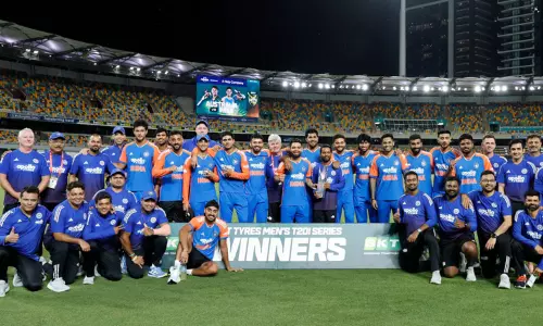 எல்லோரும் சிறப்பாக செயல்படுகிறார்கள்: சூர்யகுமார் யாதவ் பாராட்டு