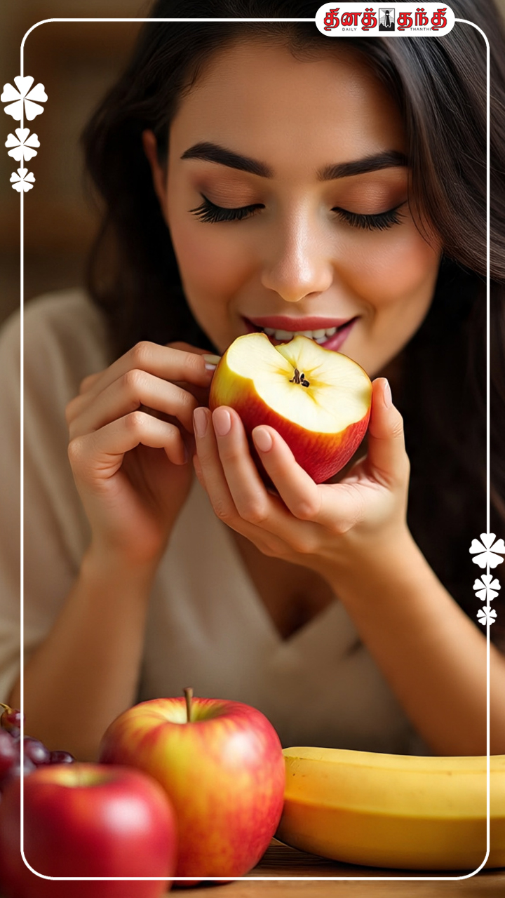 இந்த 7 பழங்களை சாப்பிட்ட பிறகு தண்ணீர் குடிக்கக்கூடாதாம்... ஏன் தெரியுமா? இந்த 7 பழங்களை சாப்பிட்ட பிறகு தண்ணீர் குடிக்கக்கூடாதாம்... ஏன் தெரியுமா?