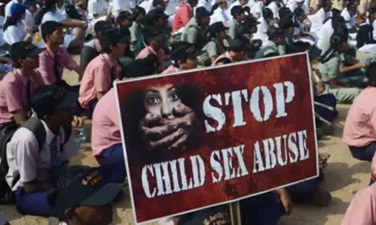 மேற்குவங்காளம்: 4 வயது சிறுமி பாலியல் வன்கொடுமை - அதிர்ச்சி சம்பவம்