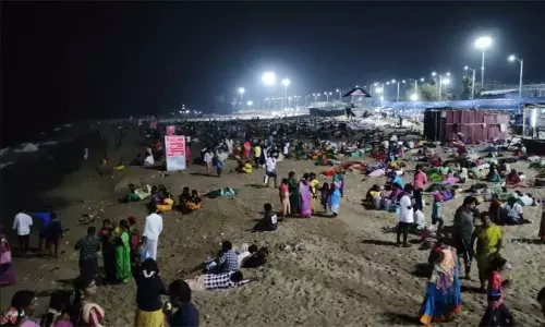 திருச்செந்தூர் கடற்கரையில் பக்தர்கள் இரவில் தங்குவதற்கு தடையா? - போலீஸ் விளக்கம்