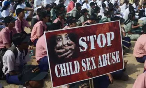 மேற்குவங்காளம்: 4 வயது சிறுமி பாலியல் வன்கொடுமை - அதிர்ச்சி சம்பவம்