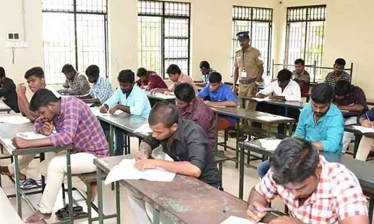 போலீஸ் பணிக்கான எழுத்து தேர்வு: 3,644 இடங்களுக்கு 2 லட்சம் பேர் போட்டி