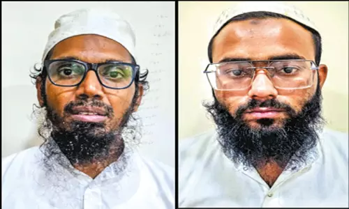 குஜராத்தில் ரசாயன தாக்குதலுக்கு முயன்ற 3 பயங்கரவாதிகள் கைது