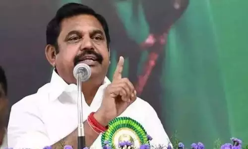 காவலர் குடியிருப்பில் தஞ்சம் புகுந்த இளைஞர் வெட்டிப் படுகொலை - எடப்பாடி பழனிசாமி கண்டனம்