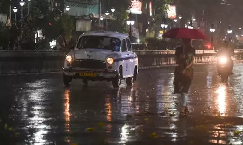 நள்ளிரவு 1 மணி வரை மழைக்கு வாய்ப்பு உள்ள மாவட்டங்கள்...! நள்ளிரவு 1 மணி வரை மழைக்கு வாய்ப்பு உள்ள மாவட்டங்கள்...!