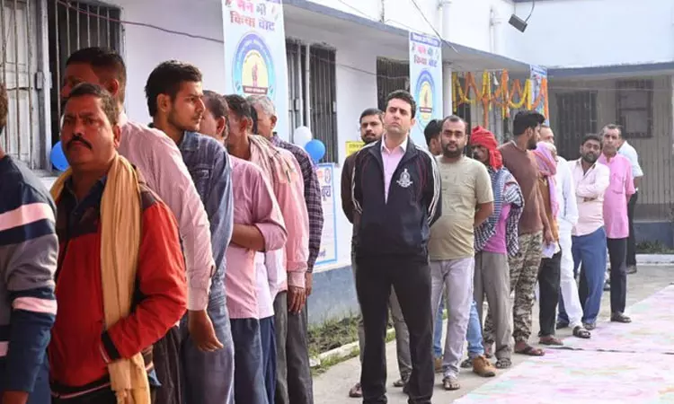 பீகாரில் 2-ம் கட்ட வாக்குப்பதிவு நிறைவு; 5 மணி நிலவரப்படி 67.14 சதவீத வாக்குகள் பதிவு