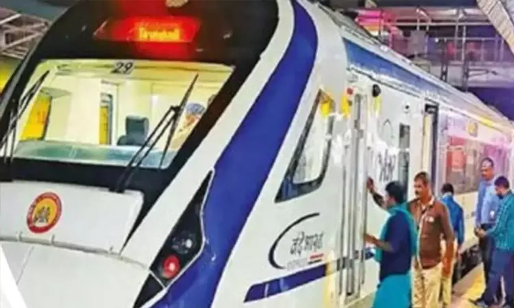 கோவை வழியாக செல்லும் வந்தே பாரத் ரெயிலுக்கு நல்ல வரவேற்பு