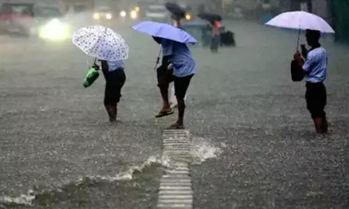 இரவு 7 மணி வரை மழைக்கு வாய்ப்புள்ள மாவட்டங்கள் இரவு 7 மணி வரை மழைக்கு வாய்ப்புள்ள மாவட்டங்கள்