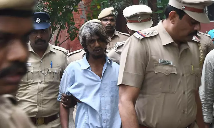  ரவுடி கருக்கா வினோத்திற்கு 10 ஆண்டு சிறை கவர்னர்... ... இன்றைய முக்கிய செய்திகள்.. சில வரிகளில்.. 12-11-2025