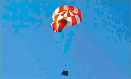 மனிதனை விண்ணுக்கு அனுப்பும் ககன்யான் திட்டத்திற்கான ‘பாராசூட்’ சோதனை வெற்றி