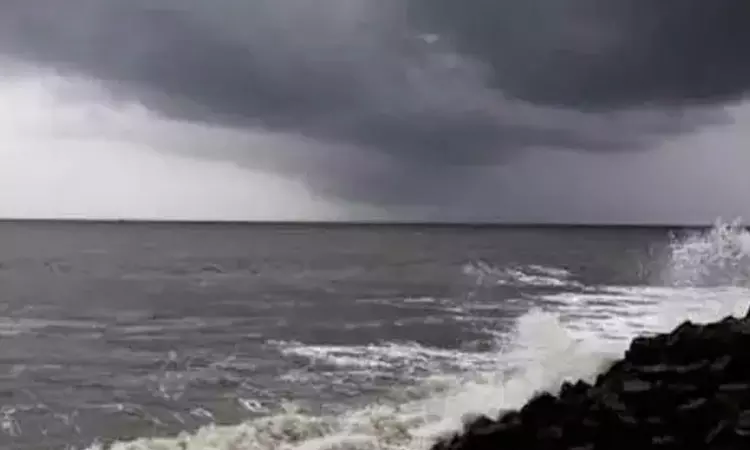 வங்கக்கடலில் 21-ந்தேதி புதிய காற்றழுத்த தாழ்வு பகுதி  உருவாகிறது