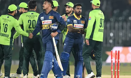 பாகிஸ்தான் - இலங்கை ஒருநாள் தொடர்: போட்டிகள் ஒத்திவைப்பு.. காரணம் என்ன..? பாகிஸ்தான் - இலங்கை ஒருநாள் தொடர்: போட்டிகள் ஒத்திவைப்பு.. காரணம் என்ன..?