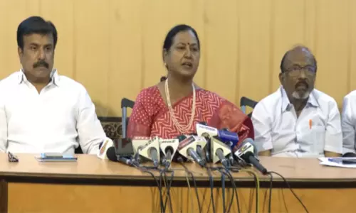 ‘தேர்தலில் முரசு சின்னத்தில்தான் தே.மு.தி.க. போட்டியிடும்’ - பிரேமலதா விஜயகாந்த்