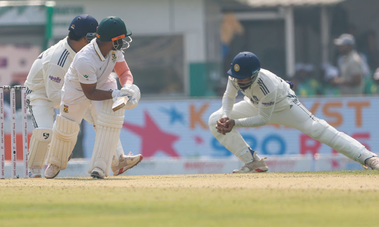 முதல் டெஸ்ட்: தென் ஆப்பிரிக்கா நிதான ஆட்டம்