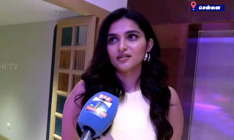 ‘எல்லோரும் ஒரே மாதிரி இருந்துவிட முடியாது..’  உருவகேலி குறித்து மனம்திறந்த கயாடு லோஹர்