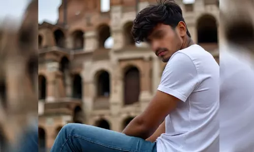 சுங்கத்துறை அதிகாரி எடுத்த விபரீதமுடிவு: காதல் தோல்வி காரணமா..?