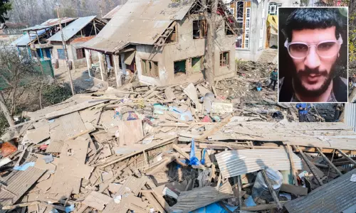 டெல்லி கார் குண்டு வெடிப்பு சம்பவம்: உமரின் வீடு தகர்ப்பு