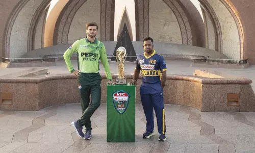 2வது ஒருநாள் போட்டி: இலங்கை அணிக்கு எதிராக பாகிஸ்தான் பந்துவீச்சு தேர்வு