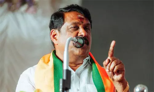 மத்திய அரசின் துணையின்றி மாநில அரசு செயல்படுவது கடினம்; நயினார் நாகேந்திரன் மத்திய அரசின் துணையின்றி மாநில அரசு செயல்படுவது கடினம்; நயினார் நாகேந்திரன்