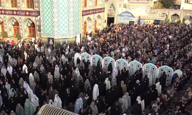 ஈரானில் கடும் தண்ணீர் பஞ்சம் - மழை வேண்டி தலைநகரில் சிறப்பு தொழுகை ஈரானில் கடும் தண்ணீர் பஞ்சம் - மழை வேண்டி தலைநகரில் சிறப்பு தொழுகை