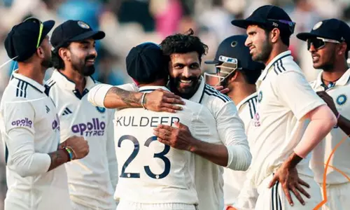 முதல் டெஸ்ட்: இந்தியா சிறப்பான பந்துவீச்சு.. தோல்வியின் பிடியில் தென் ஆப்பிரிக்கா