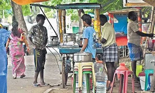 தமிழகத்தில் தள்ளுவண்டி கடைகளும் உரிமம் பெறவேண்டும் - உணவு பாதுகாப்புதுறை உத்தரவு