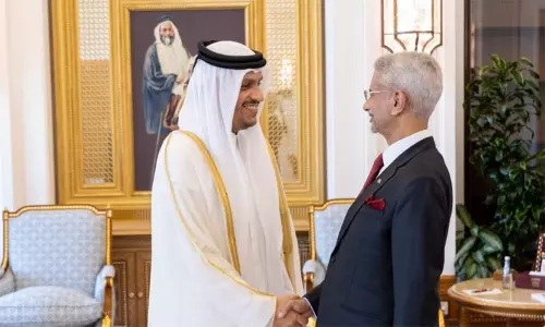 கத்தார் பிரதமருடன் வெளியுறவுத்துறை மந்திரி ஜெய்சங்கர் சந்திப்பு கத்தார் பிரதமருடன் வெளியுறவுத்துறை மந்திரி ஜெய்சங்கர் சந்திப்பு