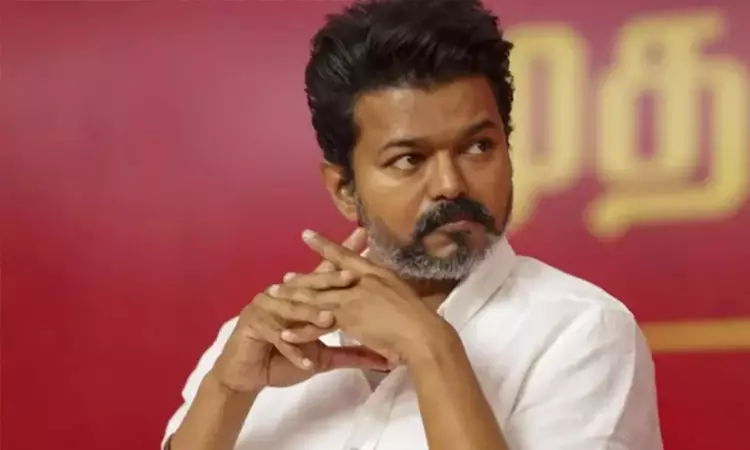 மெக்கா பயணத்தின்போது விபத்தில் 42 இந்தியர்கள் பலி: விஜய் இரங்கல்