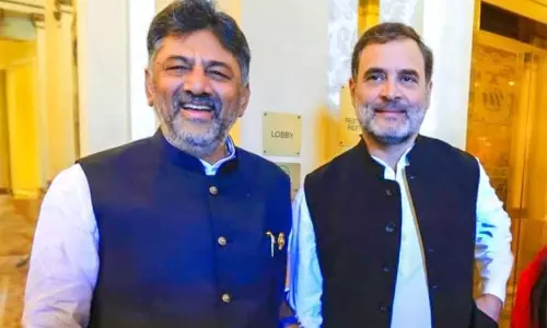 டெல்லியில் இன்று ராகுல் காந்தியை சந்திக்கிறார் டி.கே.சிவக்குமார்