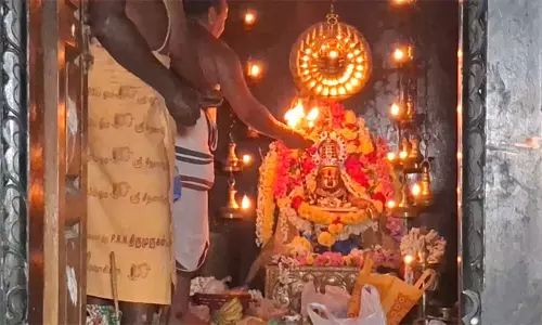 காரைக்கால்: பச்சூர் அய்யப்பன் கோவிலில் சிறப்பு அபிஷேக ஆராதனை