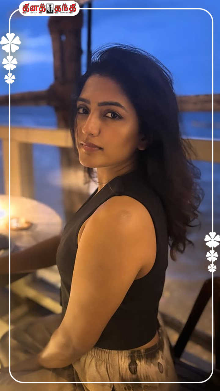 நடிகை ஈஷா ரெப்பாவின் லேட்டஸ்ட் கிளிக்ஸ்..!