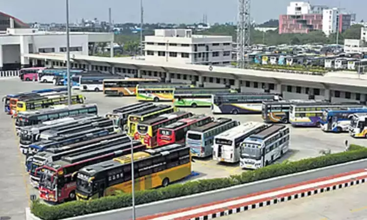 அண்டை மாநிலங்களுக்கு இயக்கும் ஆம்னி பஸ்கள் நிறுத்தம்; ரூ.22 கோடி இழப்பு